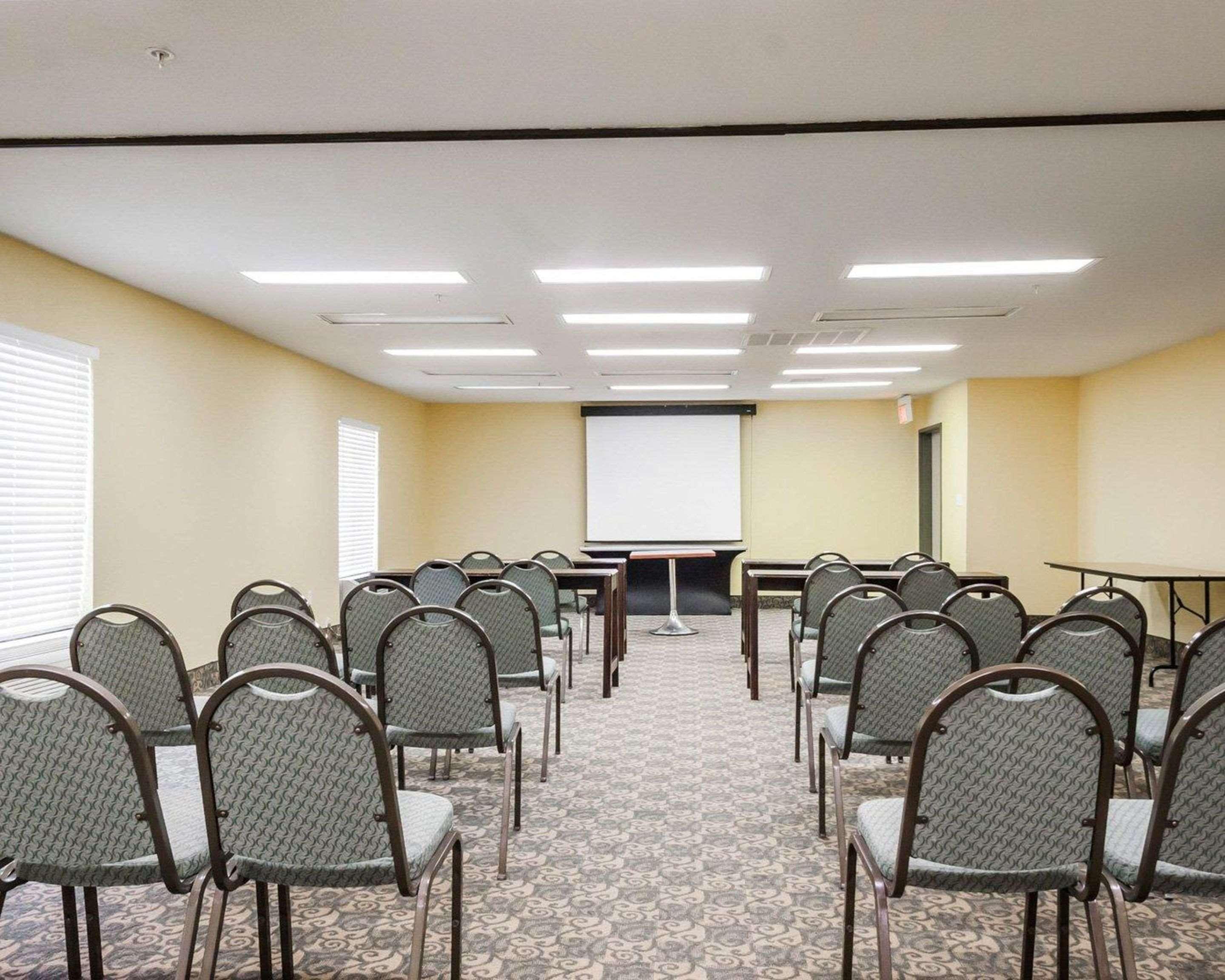 Quality Suites Memphis/ Wolfchase Galleria 외부 사진