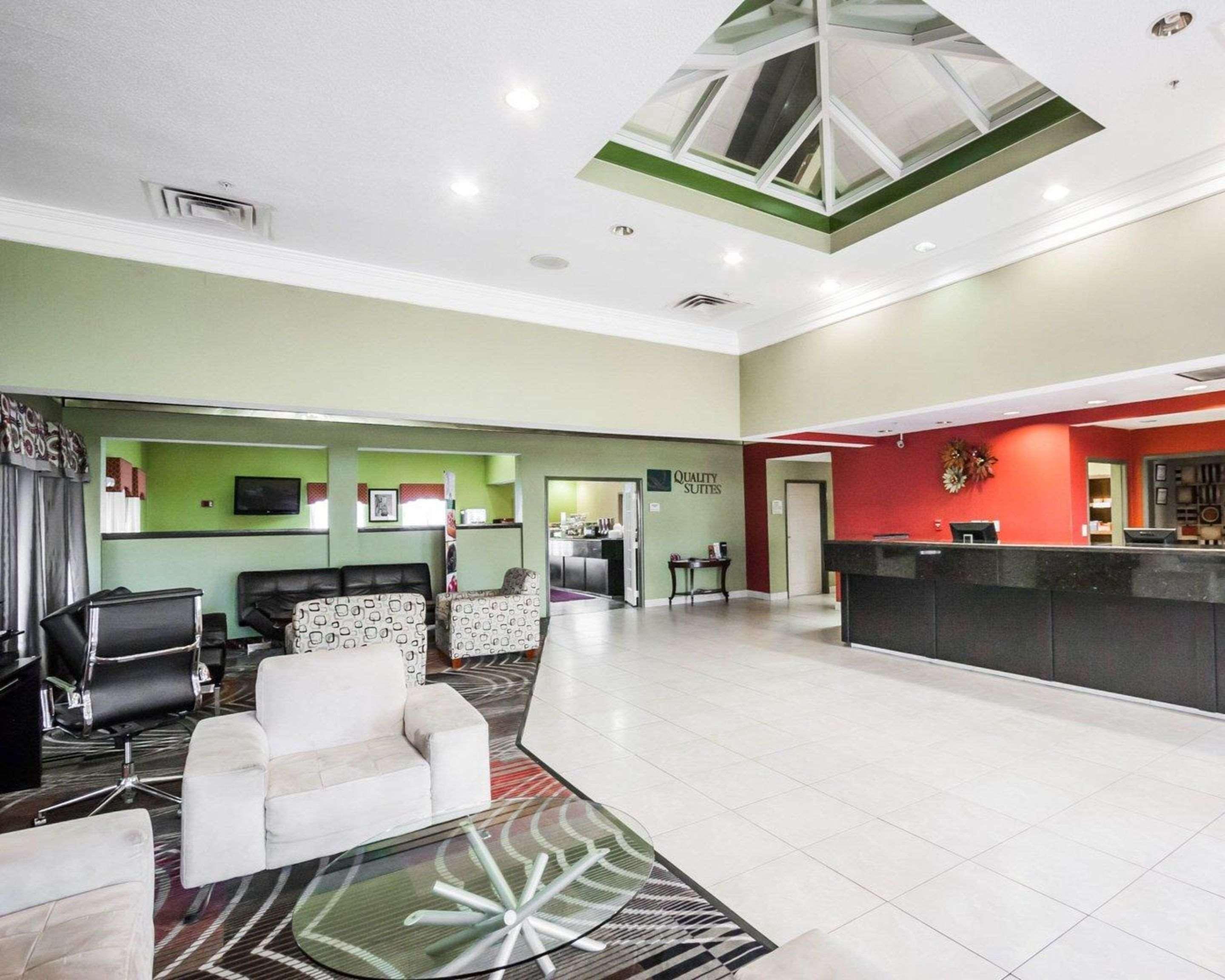 Quality Suites Memphis/ Wolfchase Galleria 외부 사진
