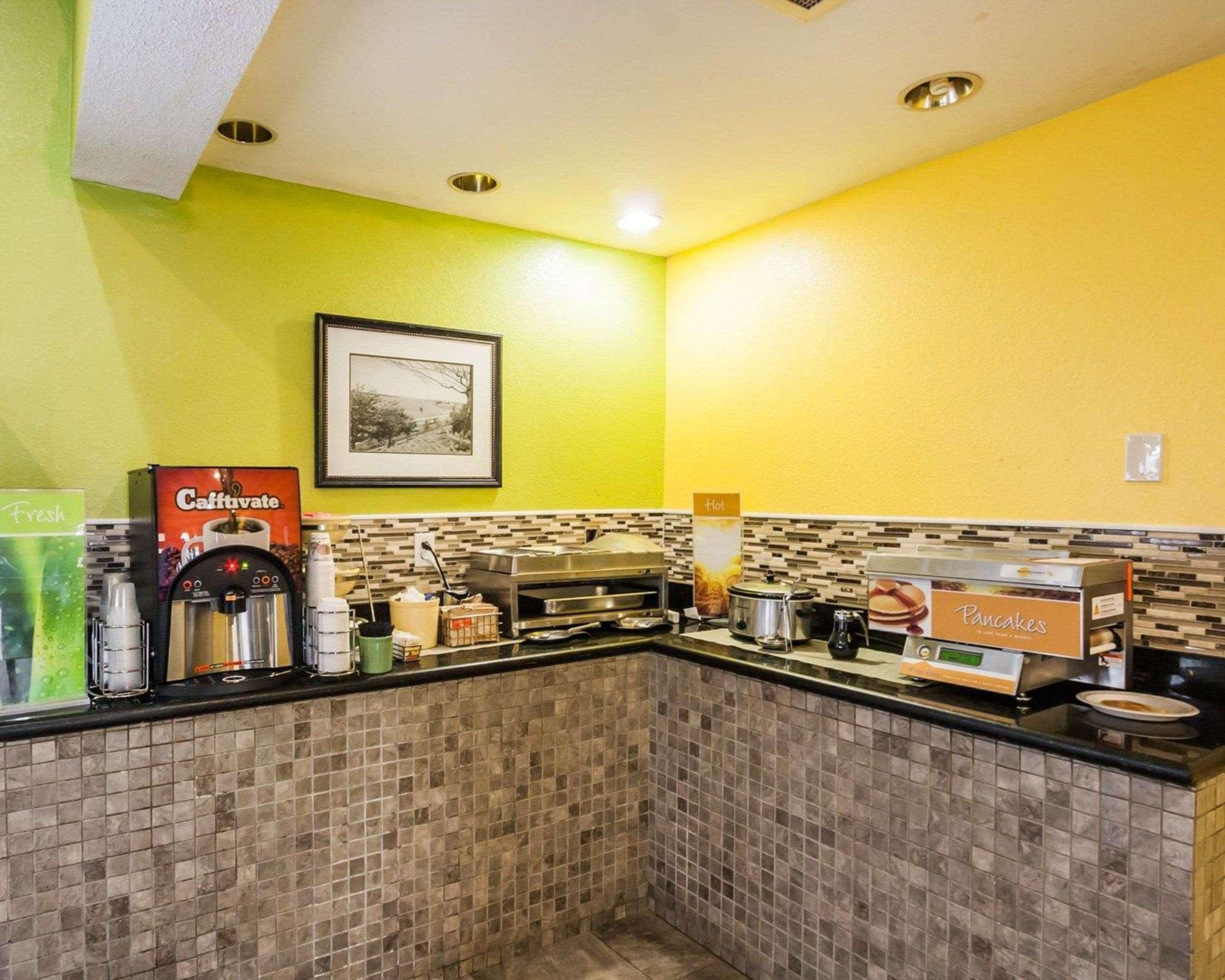 Quality Suites Memphis/ Wolfchase Galleria 외부 사진