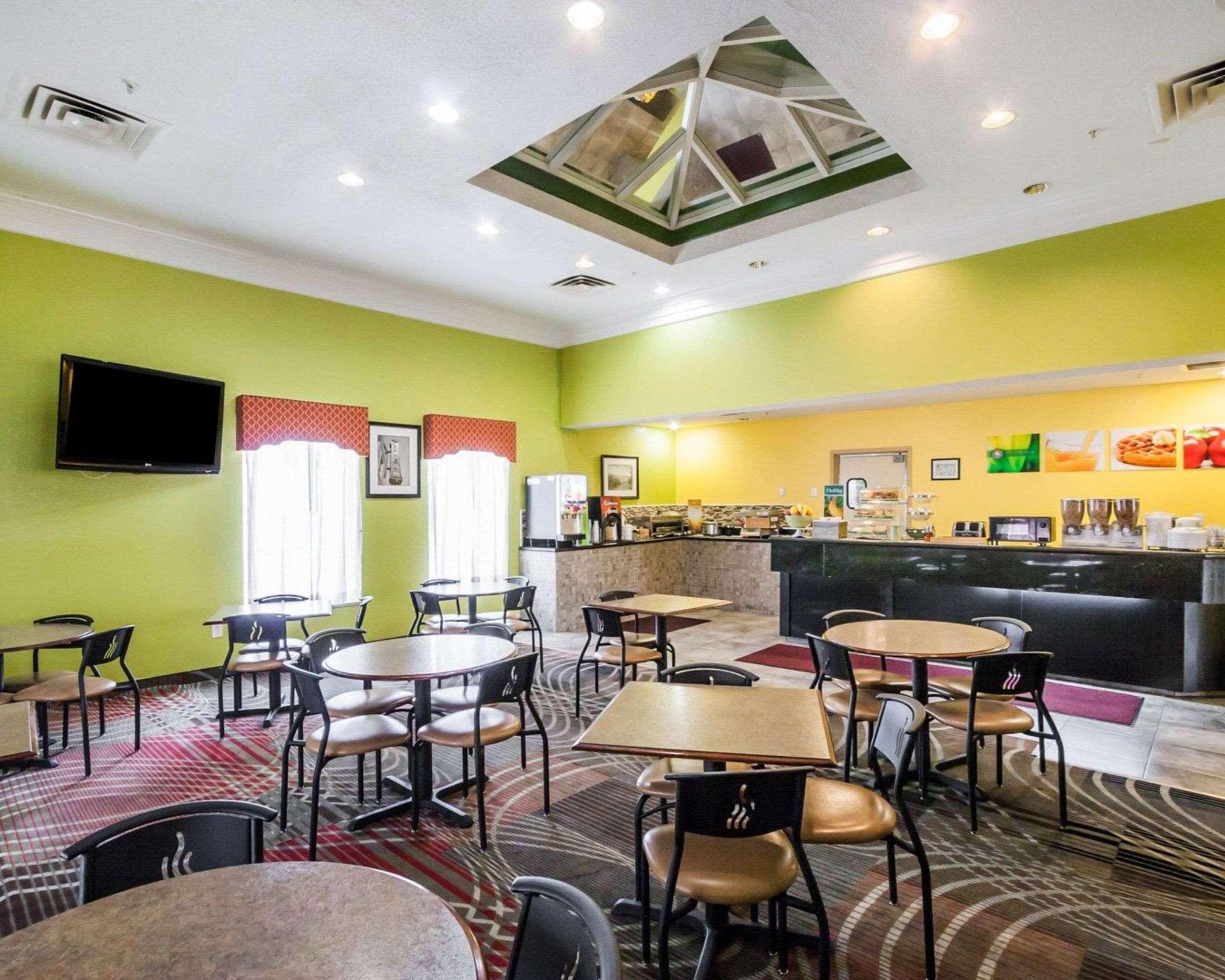 Quality Suites Memphis/ Wolfchase Galleria 외부 사진