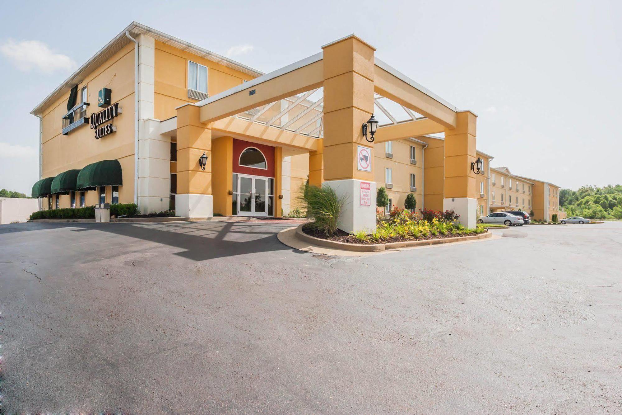 Quality Suites Memphis/ Wolfchase Galleria 외부 사진